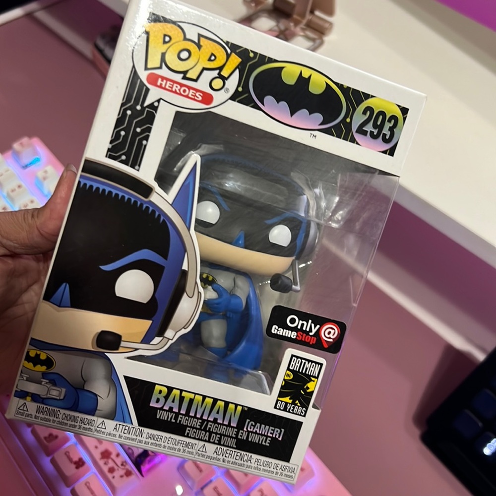 Funko Pop! Heroes DC Gamer Batman Exclusive Vinyl Figure 293